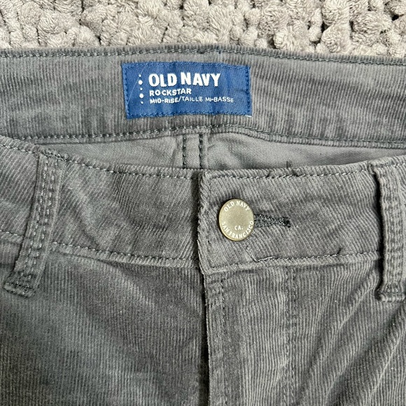 🎉HP🎉 Old Navy 🤩 Rockstar Midrise Corduroy Pants - 8 Petite - Hard to Find - Picture 4 of 7
